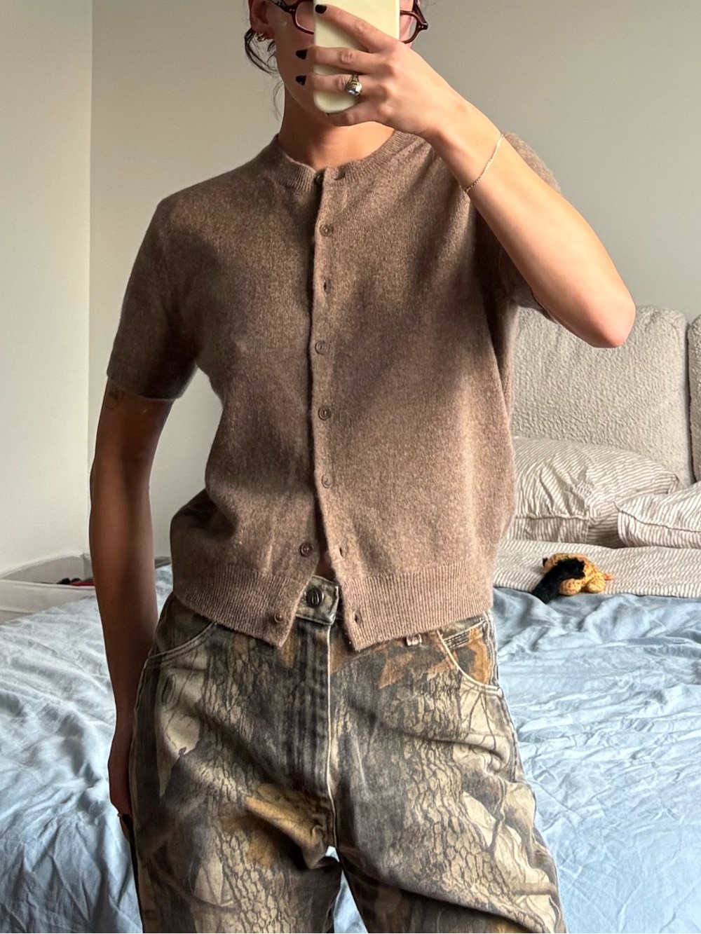 Aritzia Bare Cashmere Noteworthy Shortsleeve Cardigan